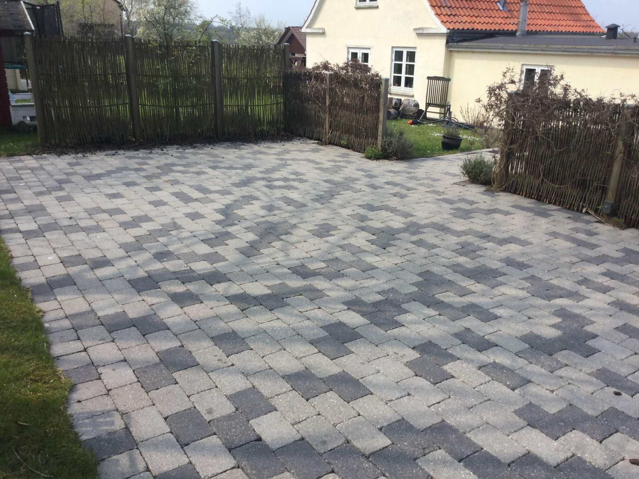 paving block patio clean and protected